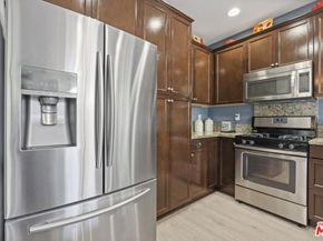 12000 Jackson Square Court, Hawthorne CA 90250