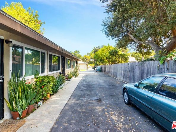 965 N Summit Avenue, Pasadena CA 91103