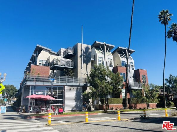 1912 Broadway 107, Santa Monica CA 90404