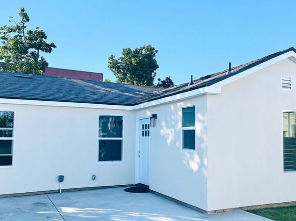 6727 7th Avenue, Los Angeles CA 90043