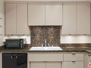 8160 Manitoba Street 113, Playa Del Rey CA 90293