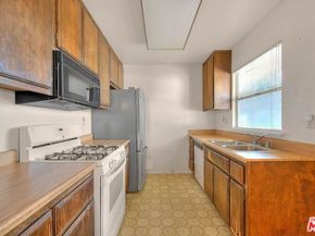 5815 Bowcroft Street 4, Los Angeles CA 90016