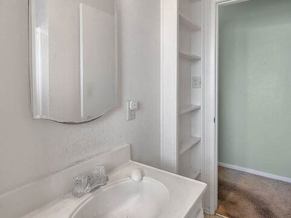 5815 Bowcroft Street 4, Los Angeles CA 90016