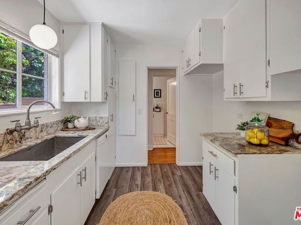 5513 Village, Los Angeles CA 90016