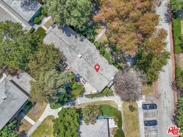 5513 Village, Los Angeles CA 90016