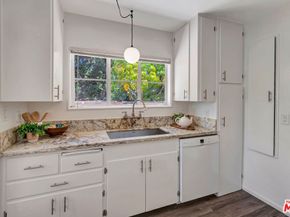 5513 Village, Los Angeles CA 90016