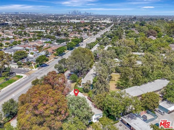 5513 Village, Los Angeles CA 90016