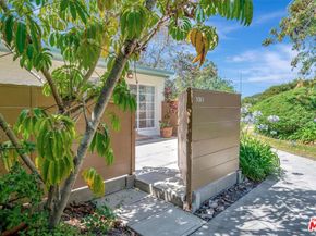 5513 Village, Los Angeles CA 90016