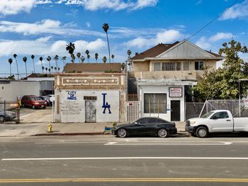 4441 Avalon Boulevard