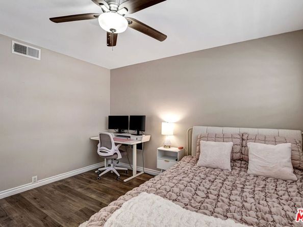 710 Venice Way 12, Inglewood CA 90302