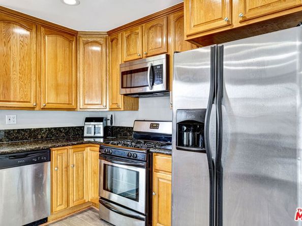 710 Venice Way 12, Inglewood CA 90302