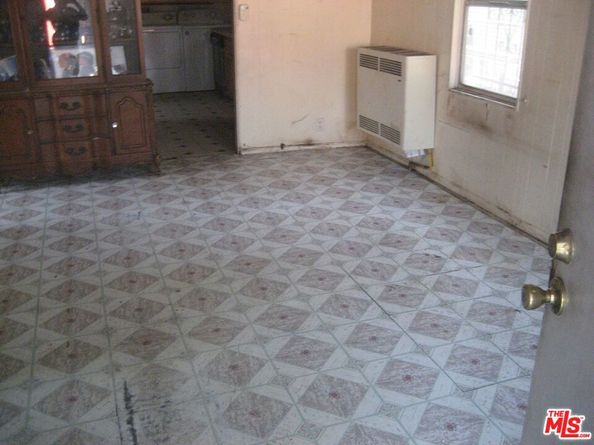 9607 Evers Avenue, Los Angeles CA 90002