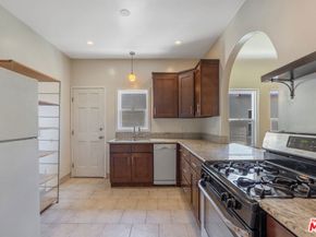 458 N Genesee Avenue, Los Angeles CA 90036