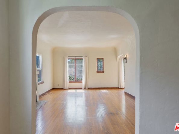 458 N Genesee Avenue, Los Angeles CA 90036