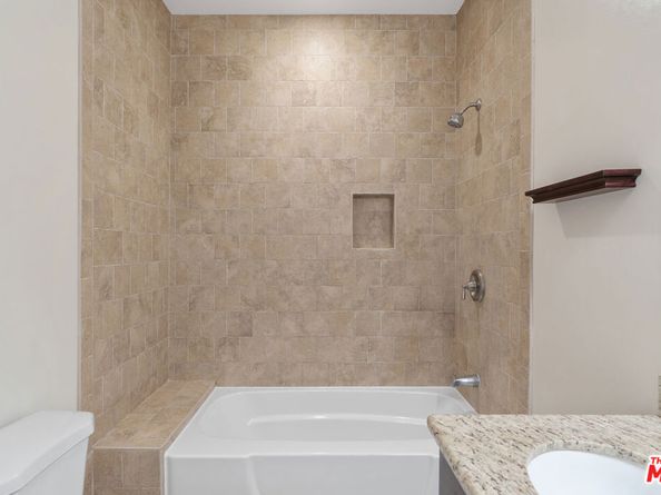 458 N Genesee Avenue, Los Angeles CA 90036