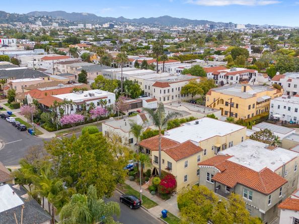 458 N Genesee Avenue, Los Angeles CA 90036