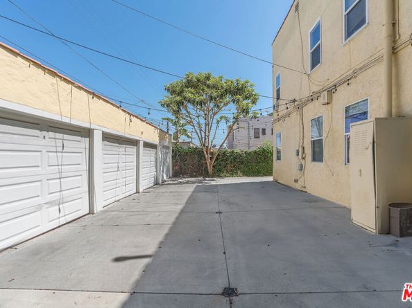 458 N Genesee Avenue, Los Angeles CA 90036