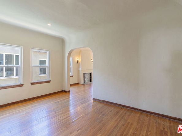 458 N Genesee Avenue, Los Angeles CA 90036