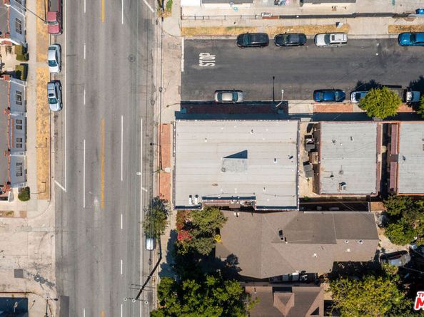 6600 S Hoover Street, Los Angeles CA 90044