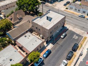 6600 S Hoover Street, Los Angeles CA 90044