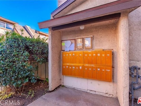 Undisclosed Address #25593387, Van Nuys CA 91405