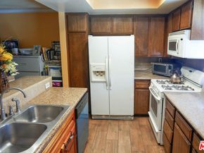 Undisclosed Address #25593387, Van Nuys CA 91405