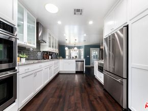 850 N Kenwood Street, Burbank CA 91505