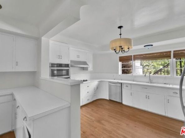 11378 Ovada Place, Los Angeles CA 90049