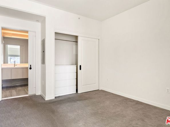 1050 S Grand Avenue 1405, Los Angeles CA 90015