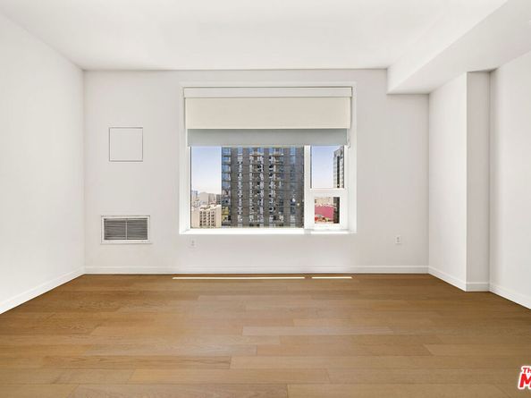 1050 S Grand Avenue 1405, Los Angeles CA 90015