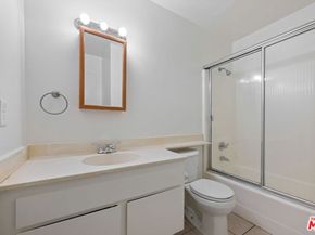 4905 Indian Wood Road 217, Culver City CA 90230