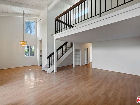 4905 Indian Wood Road 217, Culver City CA 90230