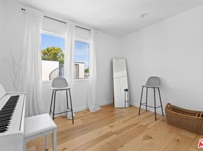 3170 Glenmanor Place, Los Angeles CA 90039