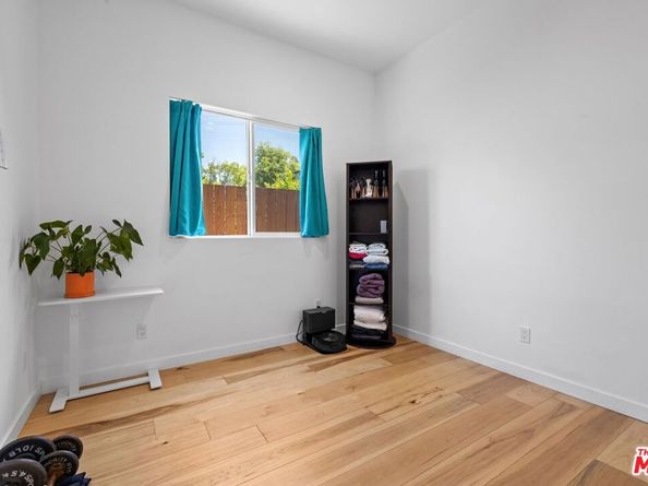 3170 Glenmanor Place, Los Angeles CA 90039