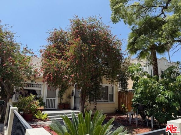 5724 La Mirada Avenue, Los Angeles CA 90038