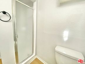 5724 La Mirada Avenue, Los Angeles CA 90038