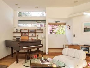 947 N Martel Avenue, Los Angeles CA 90046