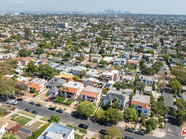 1556 S Ogden Drive, Los Angeles CA 90019