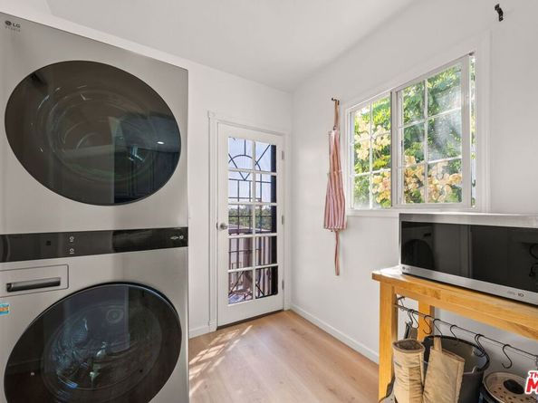 1556 S Ogden Drive, Los Angeles CA 90019