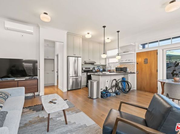 1556 S Ogden Drive, Los Angeles CA 90019