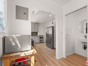 1556 S Ogden Drive, Los Angeles CA 90019