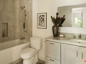 2222 5th Street 102, Santa Monica CA 90405