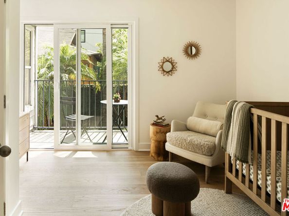 2222 5th Street 102, Santa Monica CA 90405