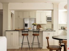 2222 5th Street 102, Santa Monica CA 90405
