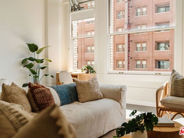 939 S Broadway 404, Los Angeles CA 90015