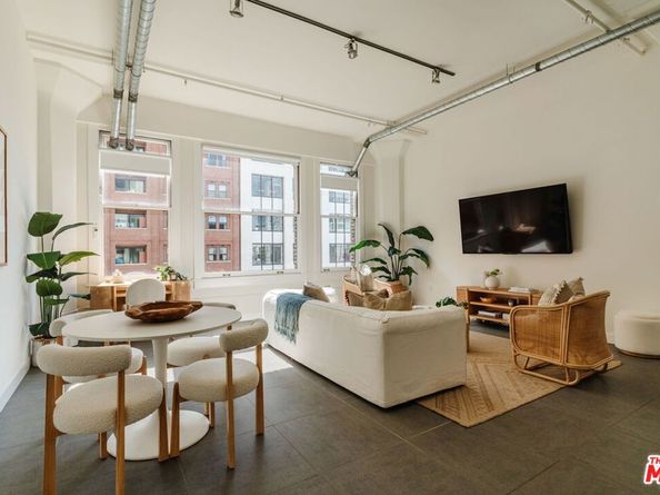 939 S Broadway 404, Los Angeles CA 90015