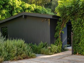 4157 Sunswept Drive, Studio City CA 91604