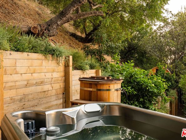 4157 Sunswept Drive, Studio City CA 91604