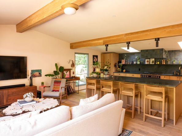 4157 Sunswept Drive, Studio City CA 91604