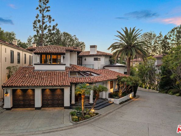 10288 Century Woods Drive, Los Angeles CA 90067